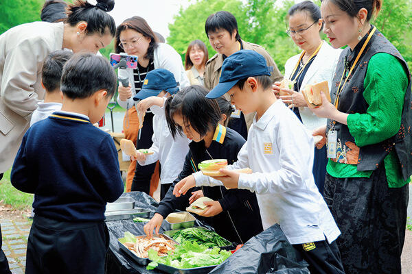 Mother’s Day celebration,Hiba Academy Nantong Nursery